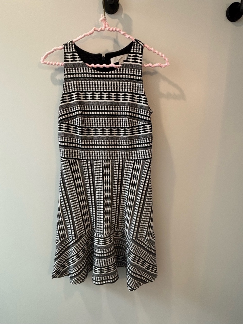 LOFT Black & White Geometric Fit-and-Flare Dress
